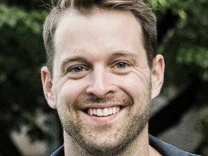Emmett Hollyer