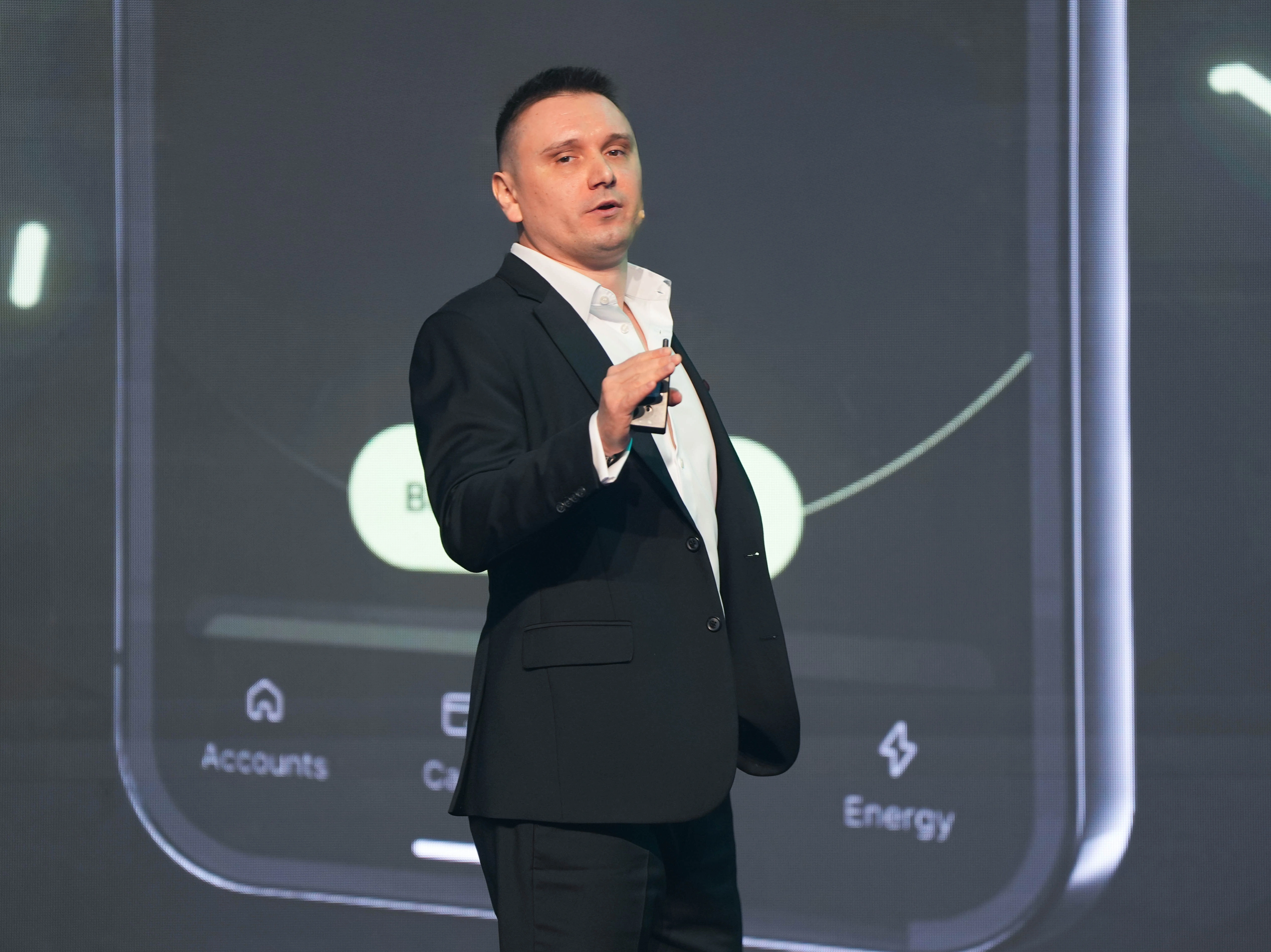 Maksym Sakharov
