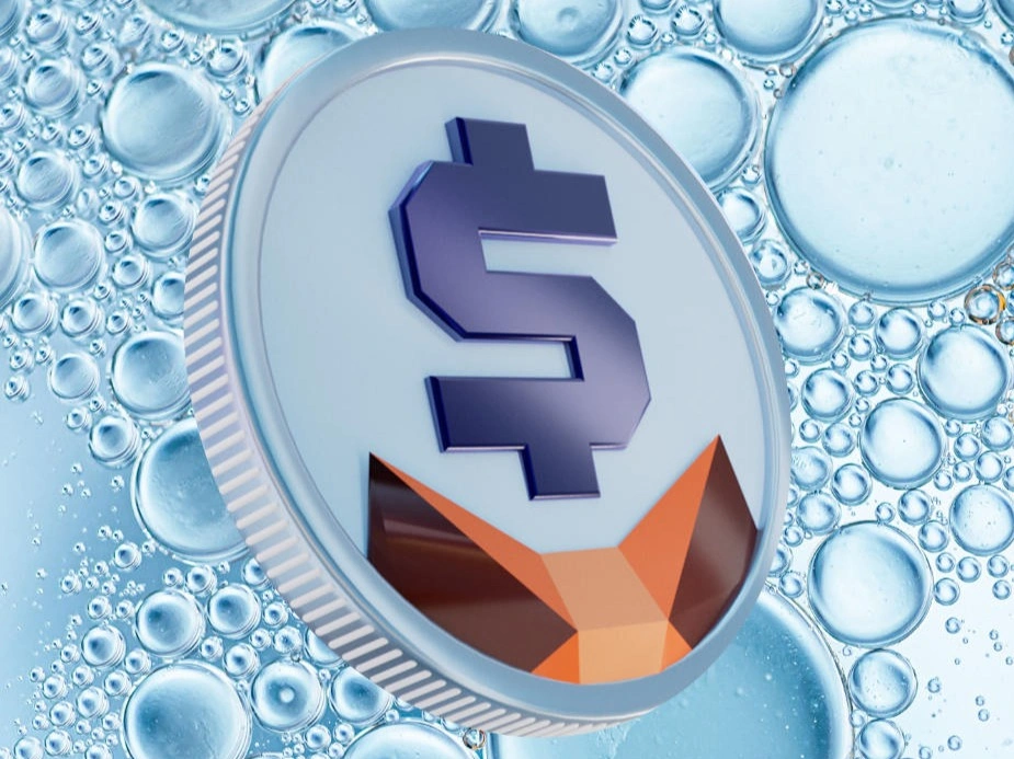 MetaMask USD (mUSD)